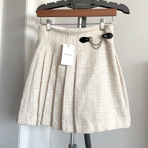 NOT YOUR ROSE Tweed Chain Skirt (White) w concept - Picture 4 of 4